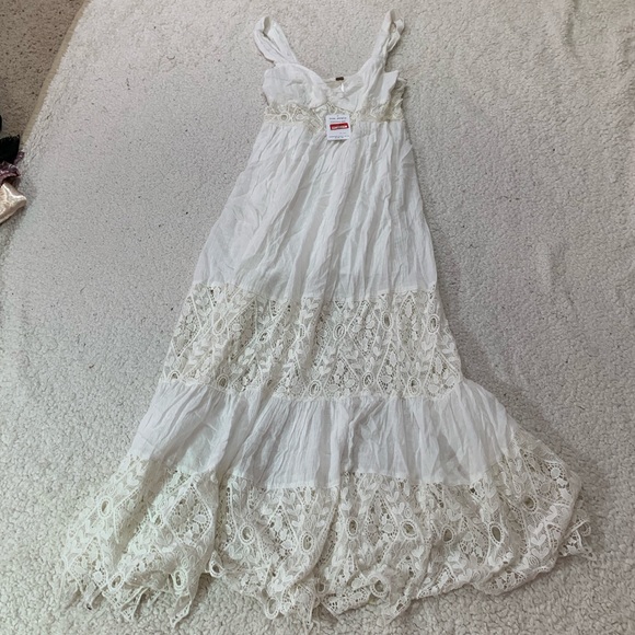 Free people caught your eye crochet lace maxi dres - Picture 2 of 6
